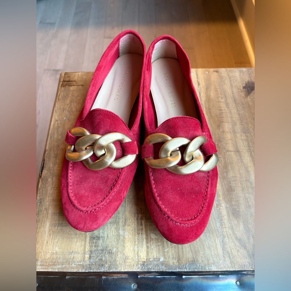 Beautiisoles Red Suede Loafers